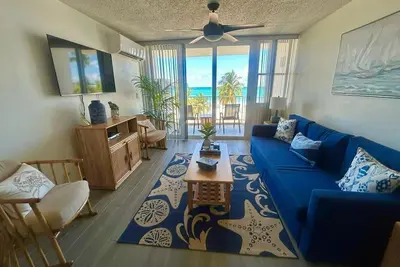 Image de Beachfront Isla Verde Beach Walk 2 Eat