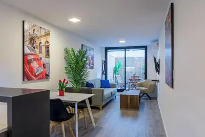 Image de Nuevo Pocitos Condo Lujo w/King Beds, 3 Smart TVs, W/D, Speedy WiFi, Rooftop Pool