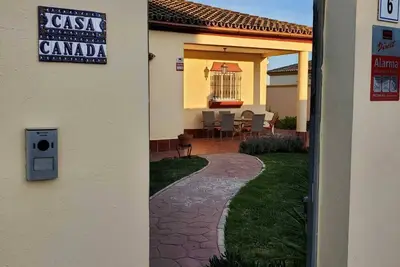 Casa Canada - villa with pool, close to the beach
