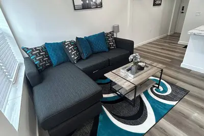 Image de Charming 2-bedroom apartment in Ohio City