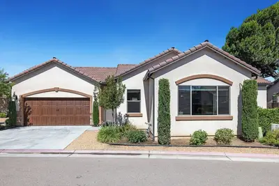 Image de Pristine Luxury Home #3 - Walk to Restaurants