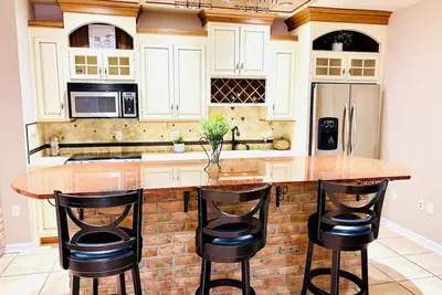 Image de Charming 2-bedroom apartment with kitchen, fitness room, pool in brilliant Emmaus