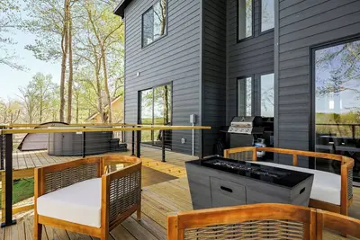 Image de The Panorama Overlooking Center Hill Lake