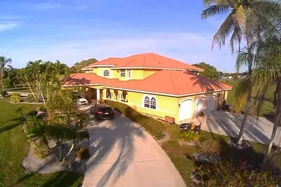 Image de Wellington Hideaway Villa a spacious 5-bedroom house close to the Polo Club