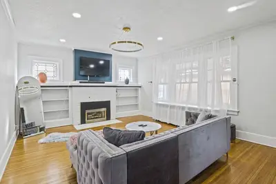 Image de Modern 3br w/King master. Mins to Strong, Ur, Rit