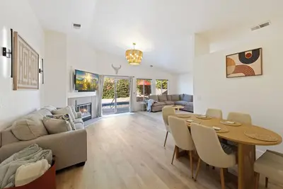 Image de Desert Dreams - Charming 2-bedroom house with a salt water pool