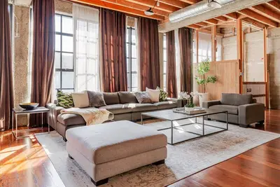 Image de Blueground | SoMa, Ac, w\/d, near baseball field