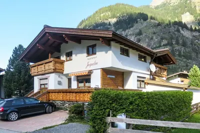 Image de Confortable appartement pour 4 personnes avec Wifi, Tv, patio et animaux admis