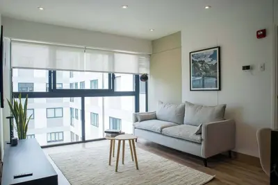 w* | Majestic 2br with lovely decor in Miraflores
