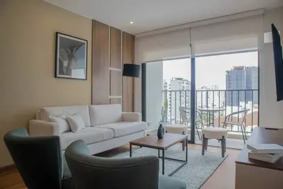 w* | Beautiful 2br with Fantastic Pool in Miraflores