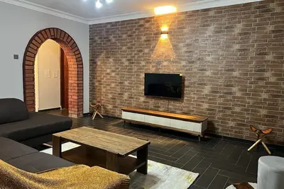 Image de Kampala Spaces: Two bedroom Town House Charm Apartment