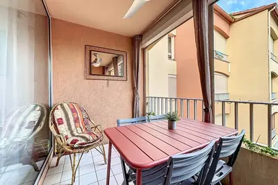 Image de Appartement T2 avec Terrasse, Parking, Piscine