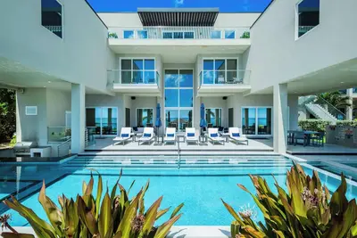 Image de Please Inquire Before Booking – Luxury Villa