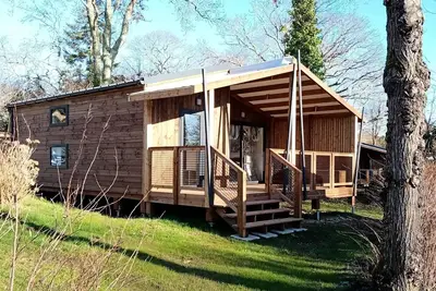 Chalet | Ultimate | 3 Ch. | 6 pers. | Terrasse surélevée | Tv