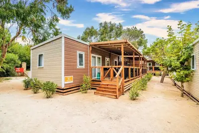 Mobil-home | Comfort Xl | 3 Ch. | 6 pers. | Terrasse surélevée | A/C | Tv