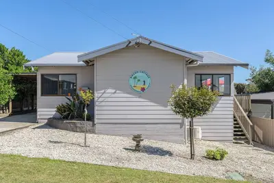 Image de Conveniently located in the centre of town and close to the beaches