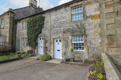 Rose Cottage, pet friendly, character holiday cottage in Hartington