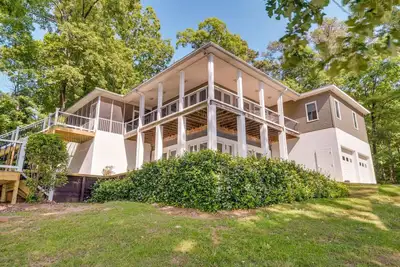 Image de Everybody Loves Nobody`s Business