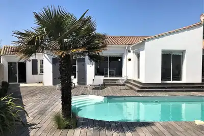 Image de Villa de la Bonable : Villa avec Piscine pour 8 pe