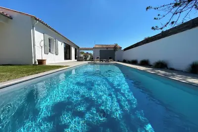 Image de Villa du Peu des Hommes : Villa neuve avec piscine pour 8 personnes