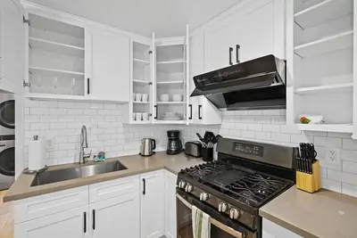 Image de The Hidden Haven • 3 bedrooms with backyard