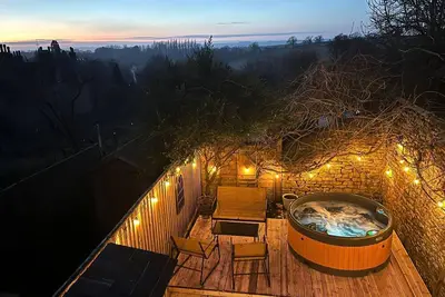 Image de Beautifully presented dog friendly holiday - The Snug