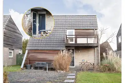 Image de Famous, Vakantiehuis in Grou