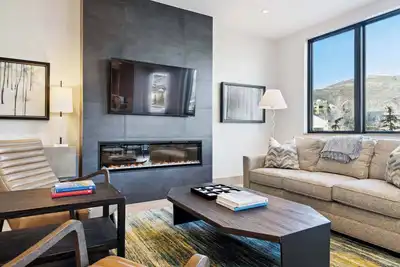 Image de One Riverfront Condo 203