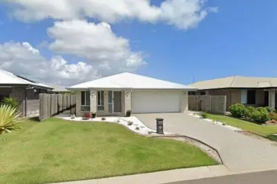 Image de Ideal for Tradies and Nurses