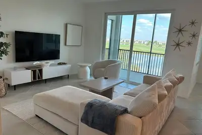 Image de Unit #1922 Elegant 2 Bedroom Condo in Superb Babcock Ranch WiFi & Fitness Center