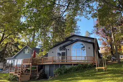 Image de Eau Pleine Lake Retreat