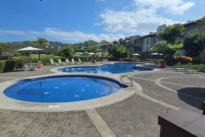 Image de Cr Luxury Del Mar 4q 2 Bdrm