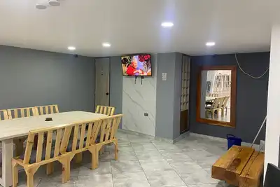 Image de 208-Cozy 2-bedroom condo, well located, in charming Armenia with WiFi