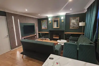 Image de Luxurious Flat 19min from London, 7min to station!