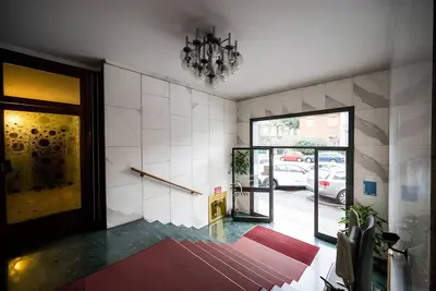 Image de Appartement \"lumineux et paisible\" avec balcon, Wi-Fi et climatisation