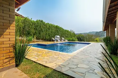 Image de Ibiúna | Country house in condominium with pool and barbecue