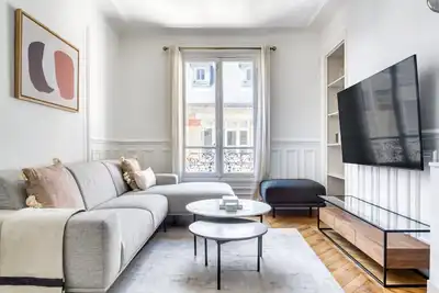 Image de Blueground | Champs Elysées, concierge, nr shops