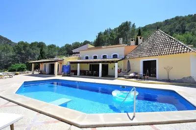Image de Chalet \"La Perla Negra\" avec piscine privée, jardin privé et Wi-Fi