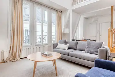 Image de Blueground | Jardin des Plantes, fully furnished