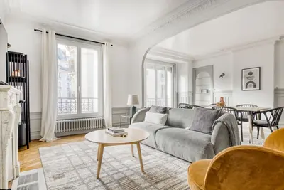 Image de Blueground | Denfert-Rochereau, elevator