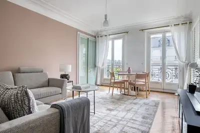 Image de Blueground | Rivoli, balcony, nr Louvre