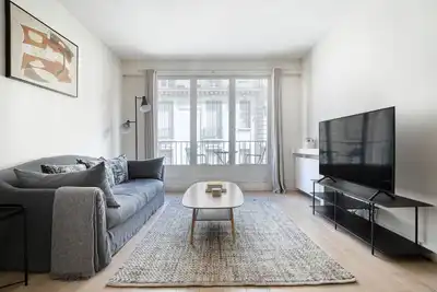 Image de Blueground | Champs Elysées, furnished, elevator