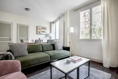 Image de Blueground | Arc de Triomphe, nr shopping