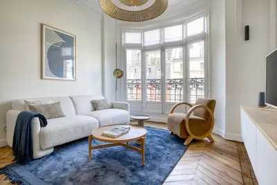 Image de Blueground | Lamarck-Caulaincourt, nr Sacré-Cœur