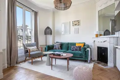 Image de Blueground | Lamarck-Caulaincourt, nr Sacré-Cœur