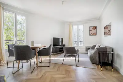 Image de Blueground | Beaugrenelle, nr Seine & mall