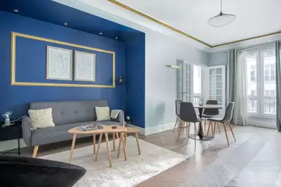 Image de Blueground | Arc de Triomphe, elevator, near shops