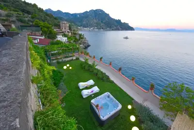 Image de Ravello Blue Retreat - Ravello Blue Retreat