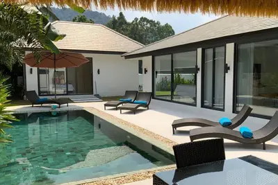 Image de Villa de luxe moderne 3 chambres, vue jungle à Koh Samui.