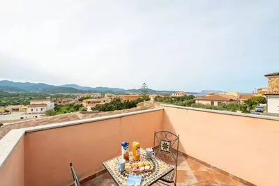 Image de Appartement de deux pièces avec superbe terrasse près de Budoni